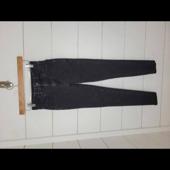 American Eagle Outfitters size 0 short black distressed super hi-rise jegging - Picture 1 of 5